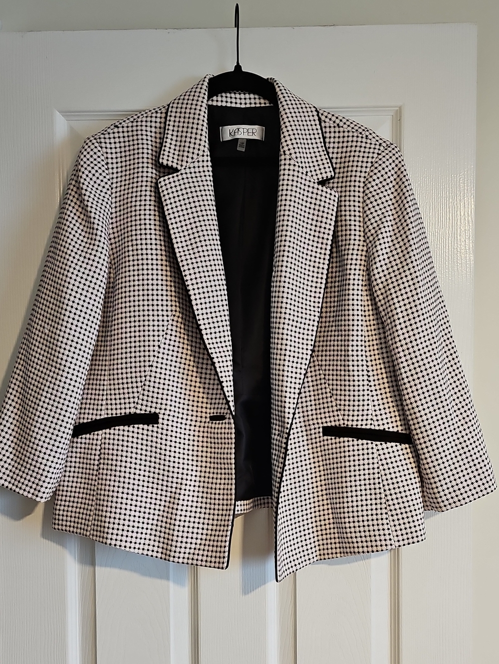 Kasper Black & White Houndstooth Blazer with Black Trim